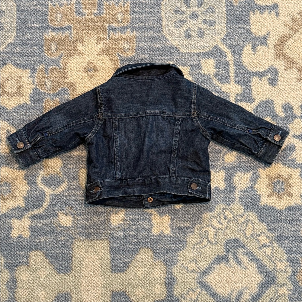 GAP Jean Jacket - Picture 2 of 3